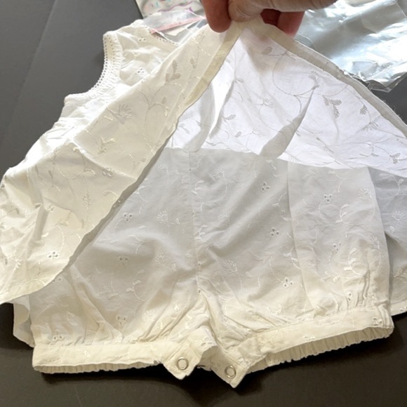 BABY You’re It! White Sleeveless Dress + Hat P/A23/3 - Picture 4 of 6